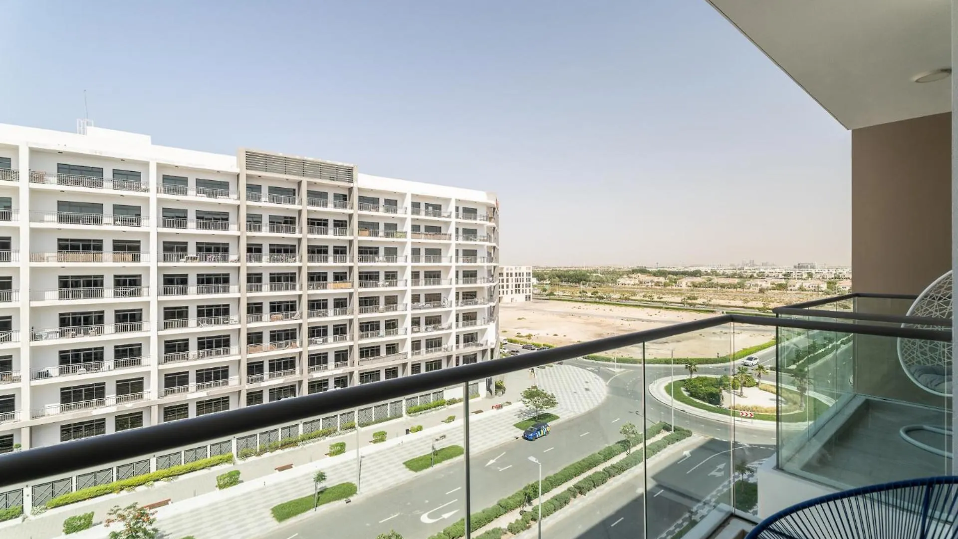 Nasma Luxury Stays - Laya Heights Dubai Apartment